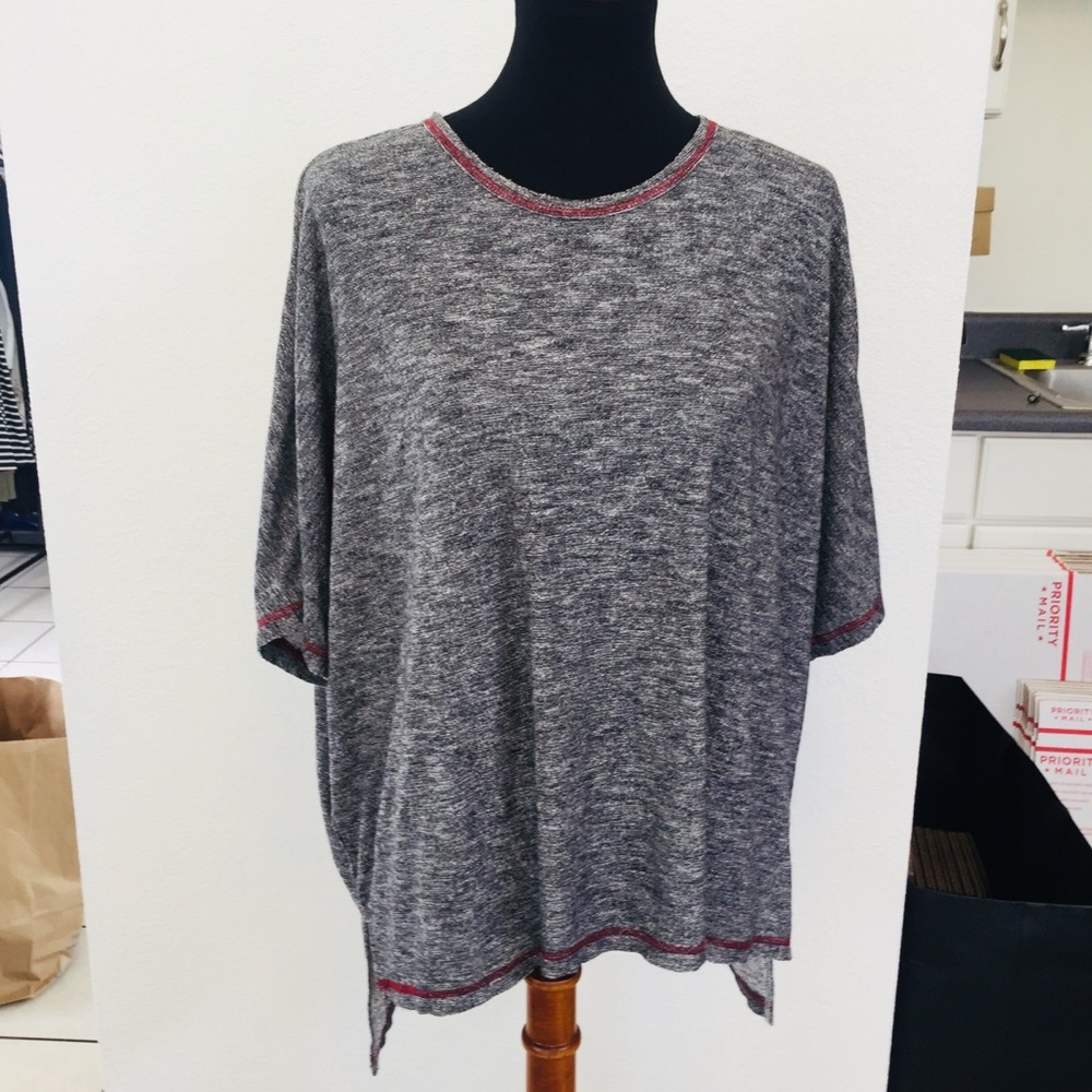 NWOT oversized top - Picture 1 of 2